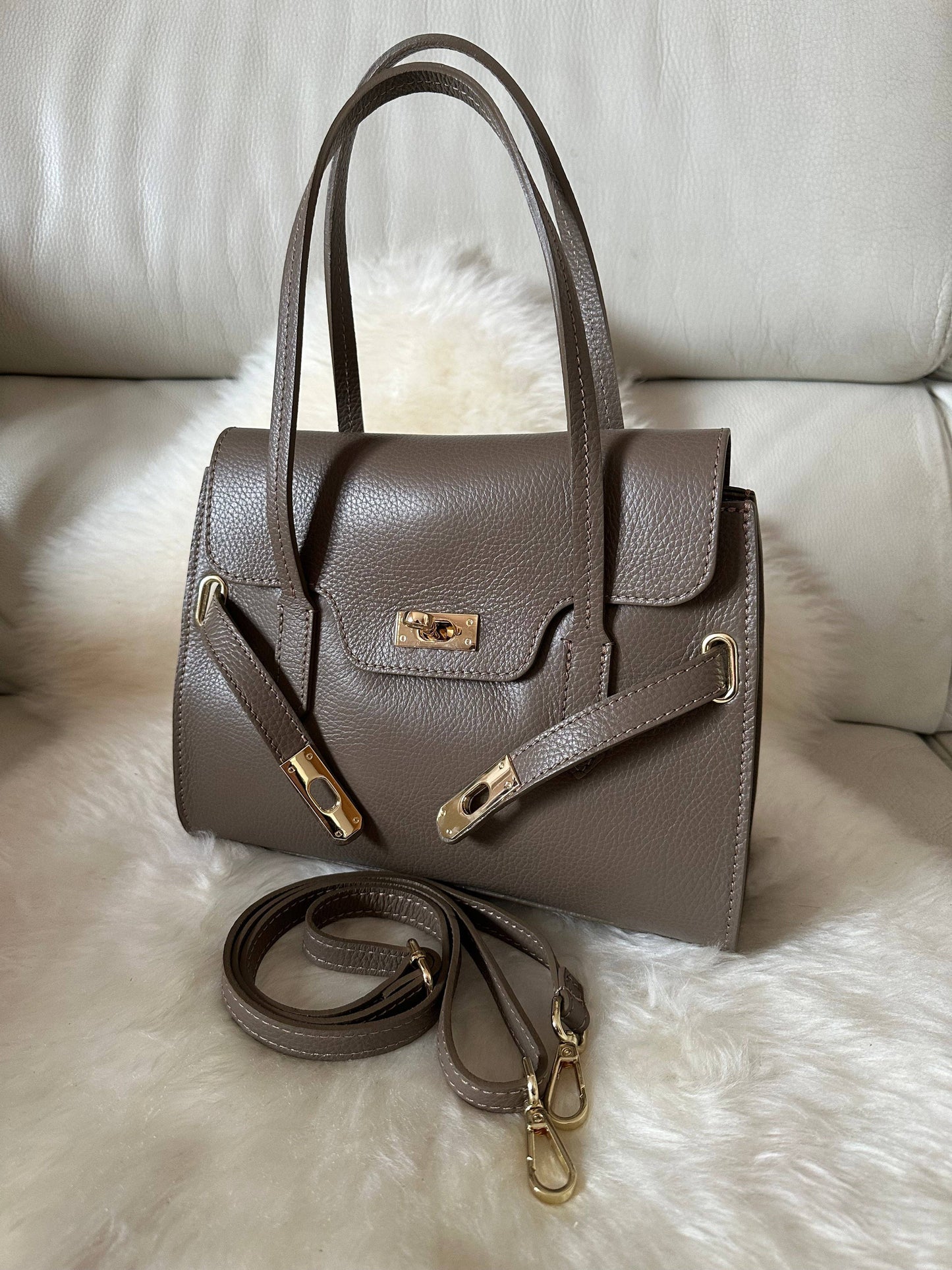 EMÍLIA LEATHER TAUPE