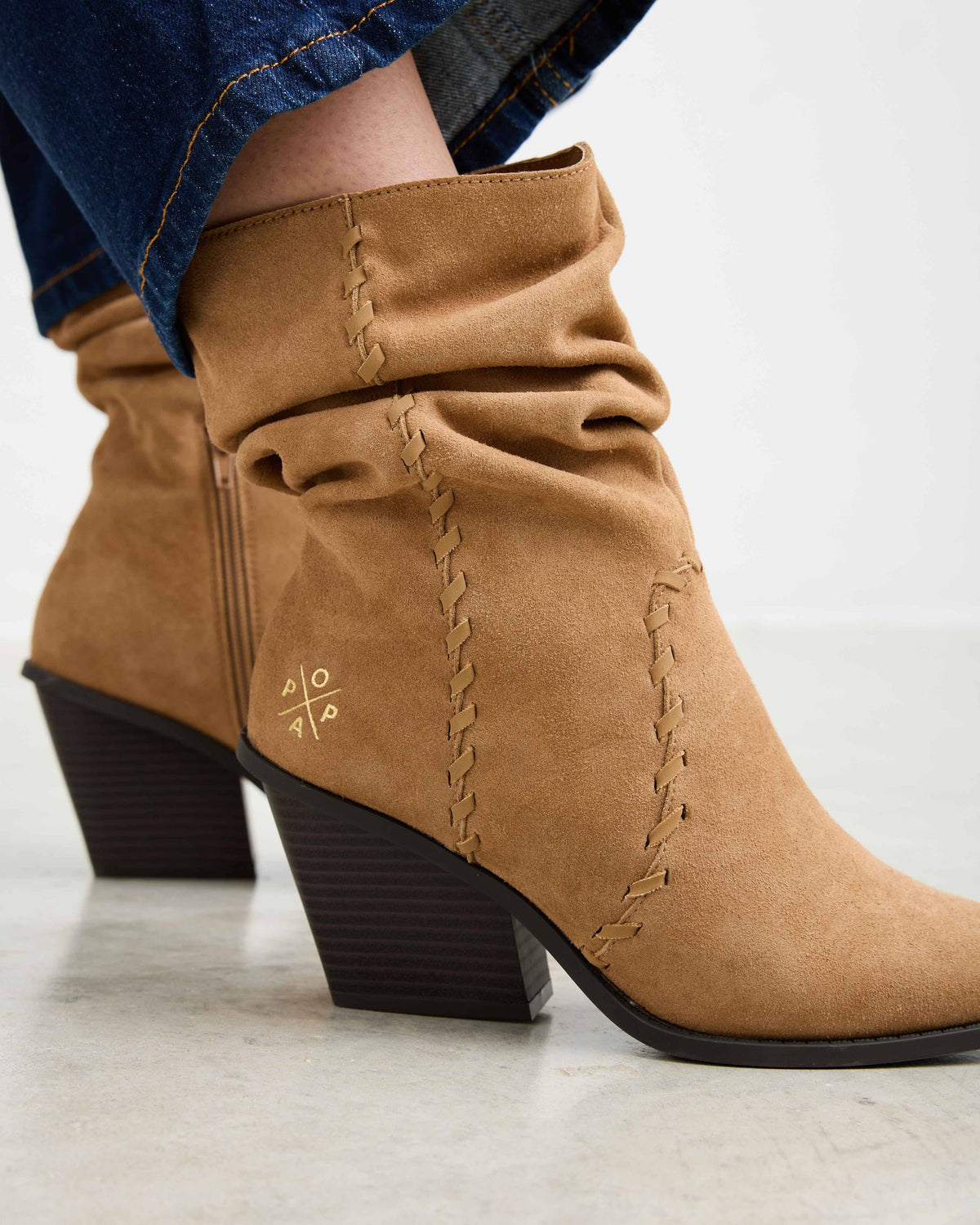 Bota Bege de Mulher Allende: 40