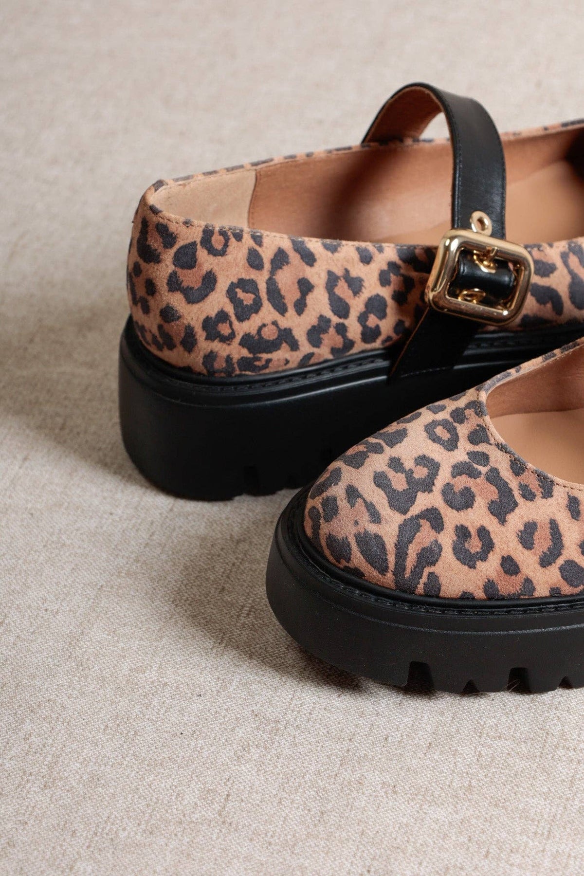 CLARK LEO – Sapatos Mary Jane em camurça com estampa de leopardo: 37