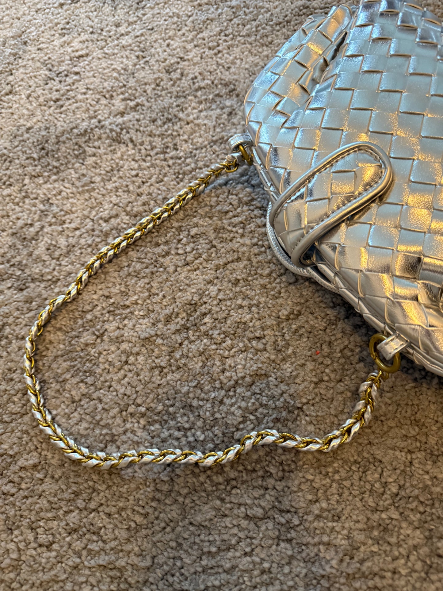 LAUREN CLUTCH - SILBER