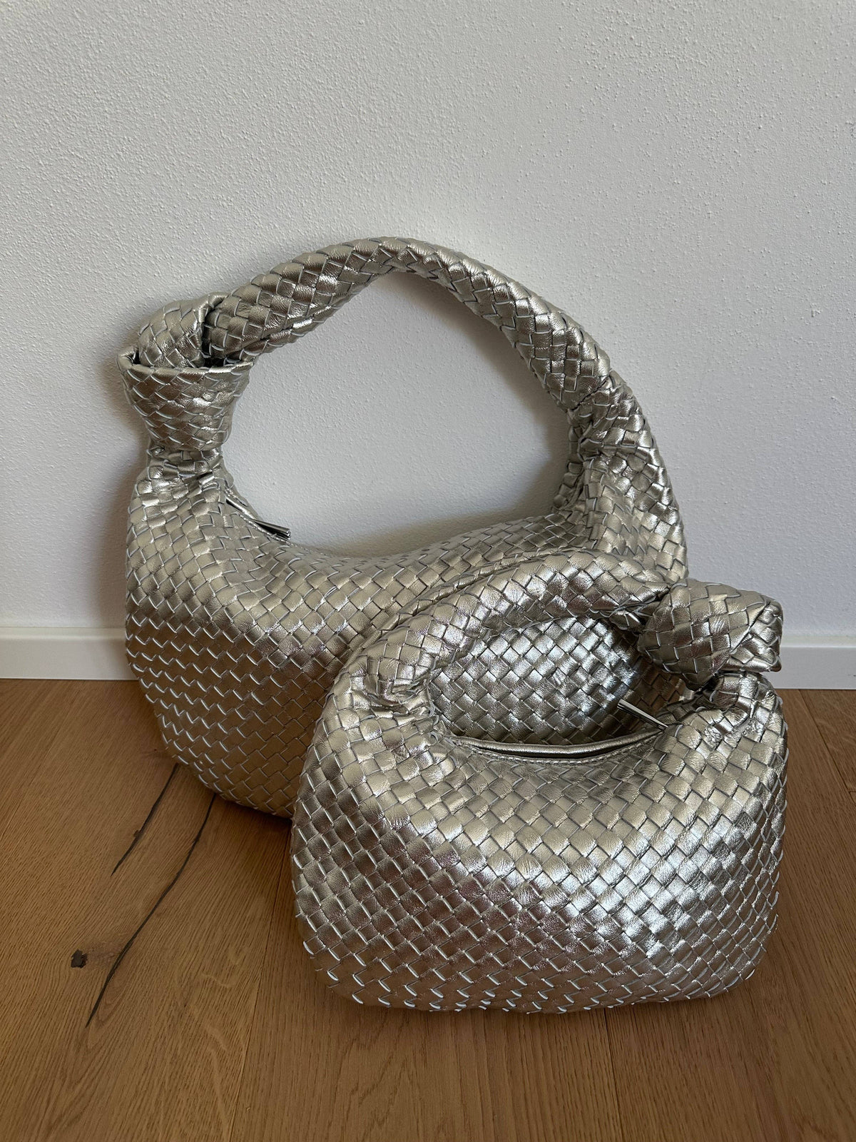 Bolsa JOLIE wild pequena em couro sauvage entrelaçado genuíno: Gold